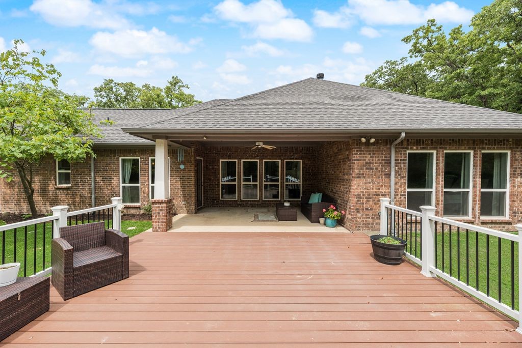 135 Lake Street Quinlan TX 75474