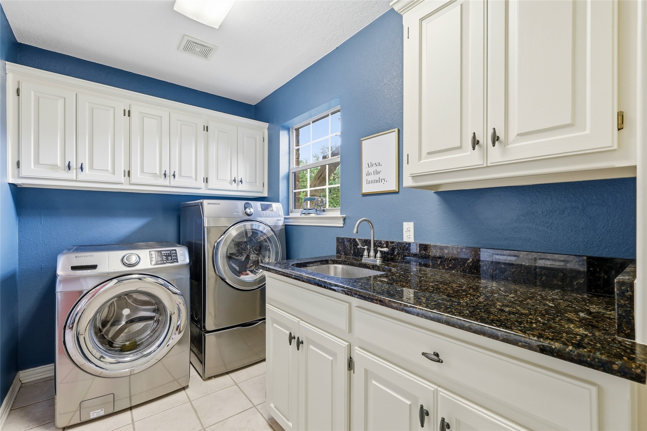 812 Sylvan Creek Drive Lewisville TX 75067