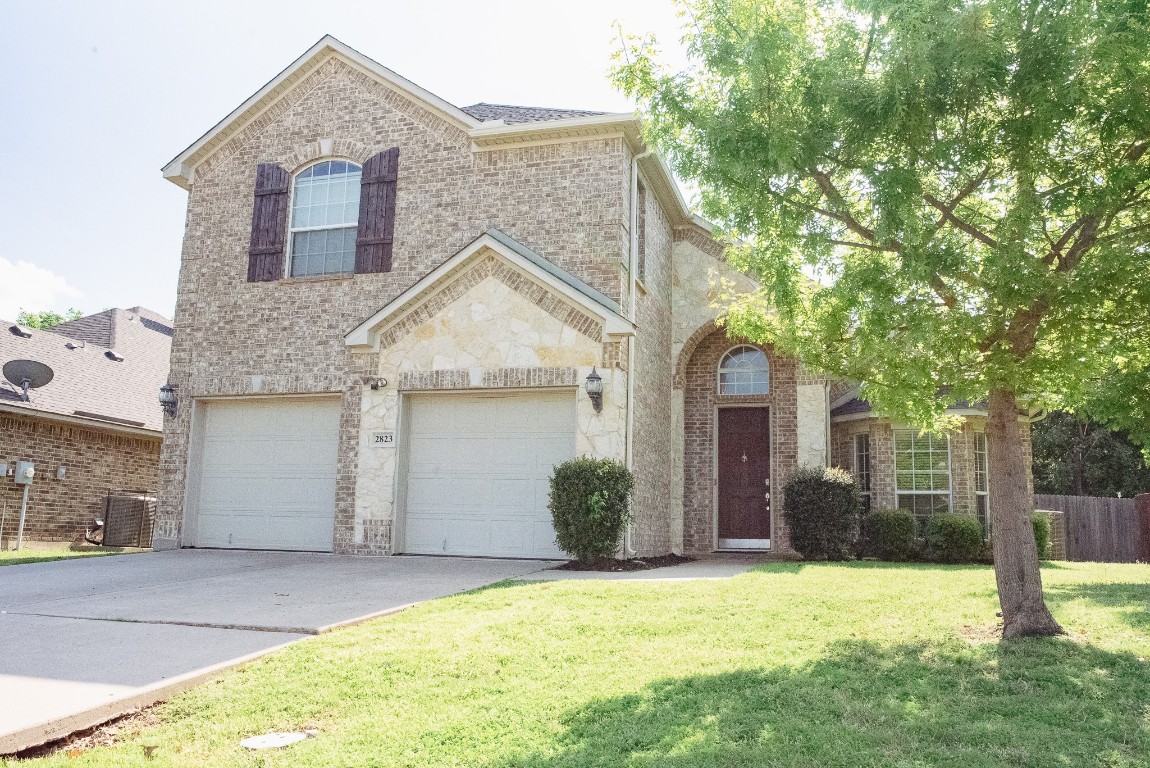 2823 Kaitlin Way Grand Prairie TX 75052