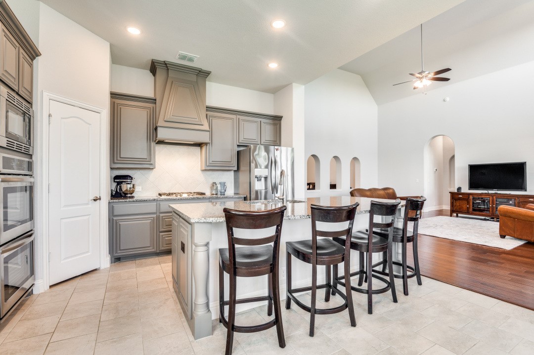 2100 Homestead Drive Desoto TX 75115