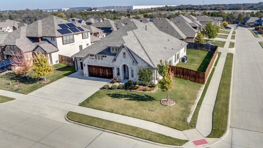 2100 Homestead Drive Desoto TX 75115