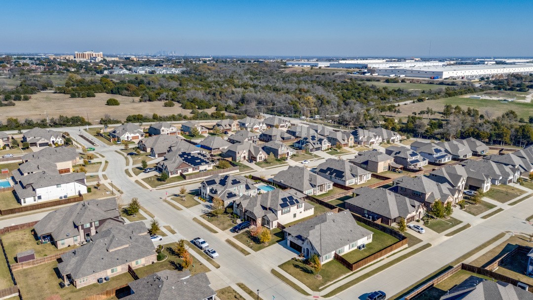 2100 Homestead Drive Desoto TX 75115
