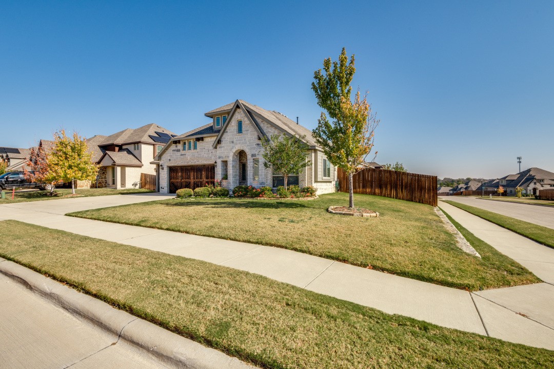 2100 Homestead Drive Desoto TX 75115