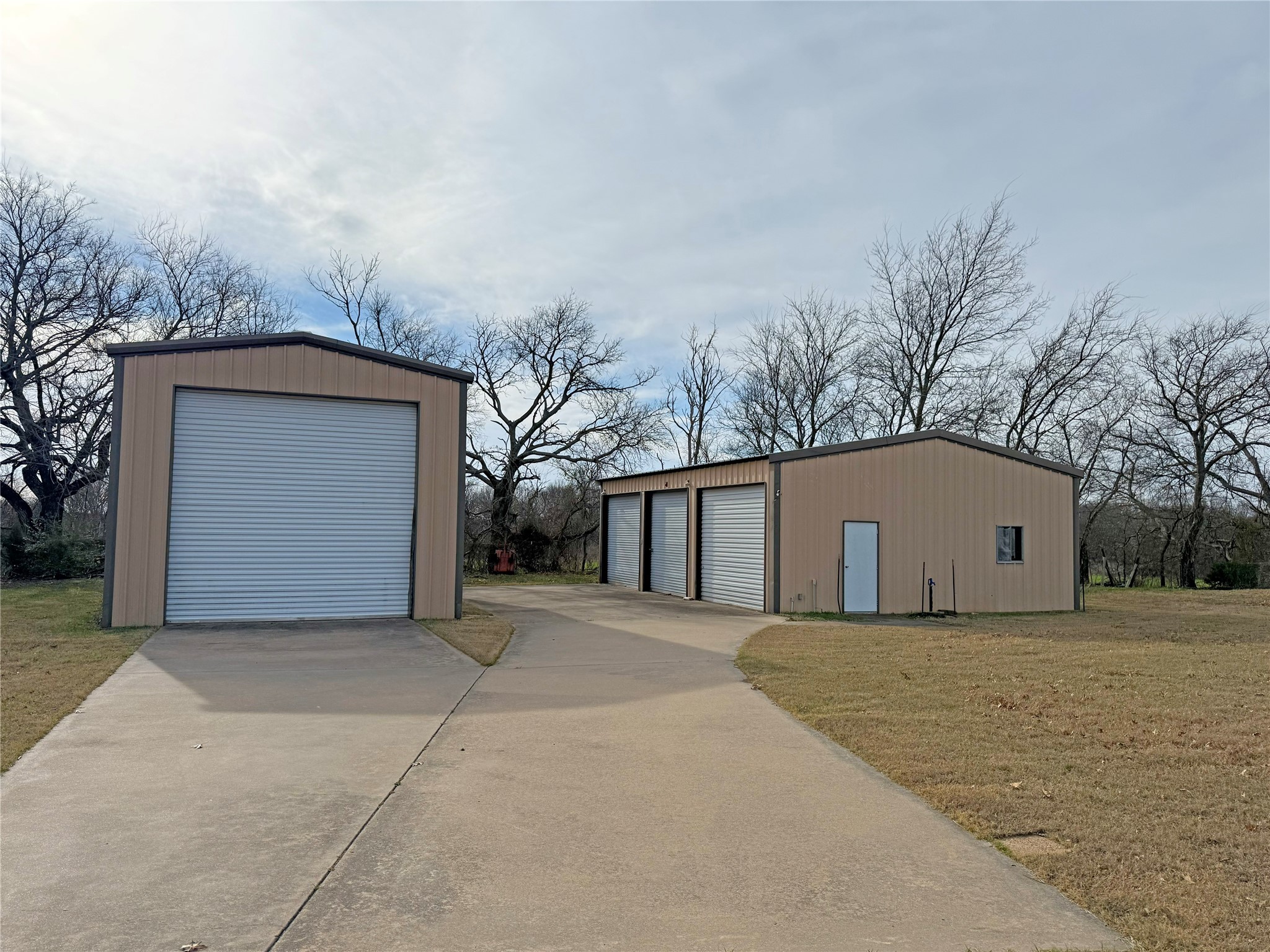 5393 State Highway 5 Van Alstyne TX 75495