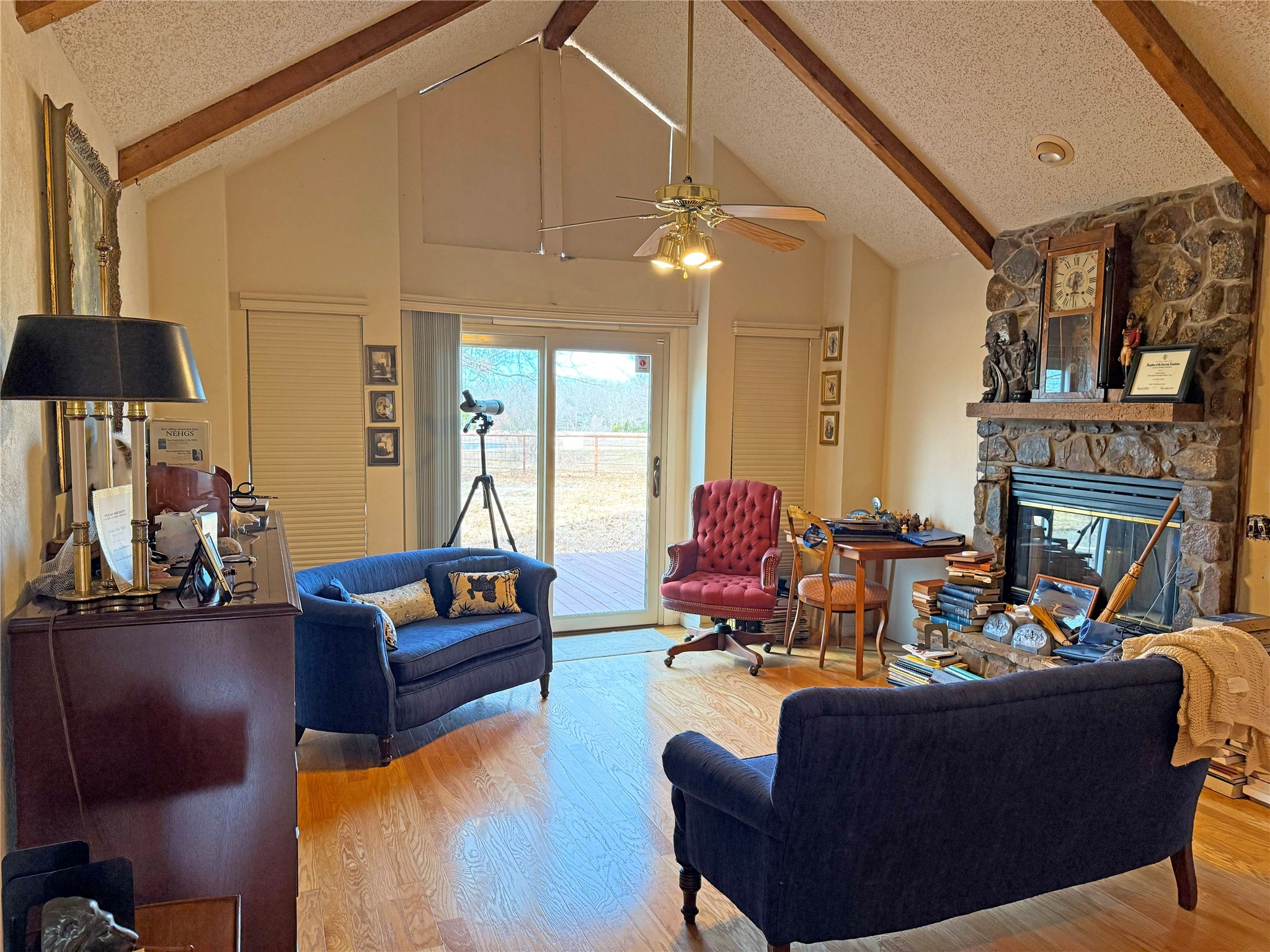 5393 State Highway 5 Van Alstyne TX 75495
