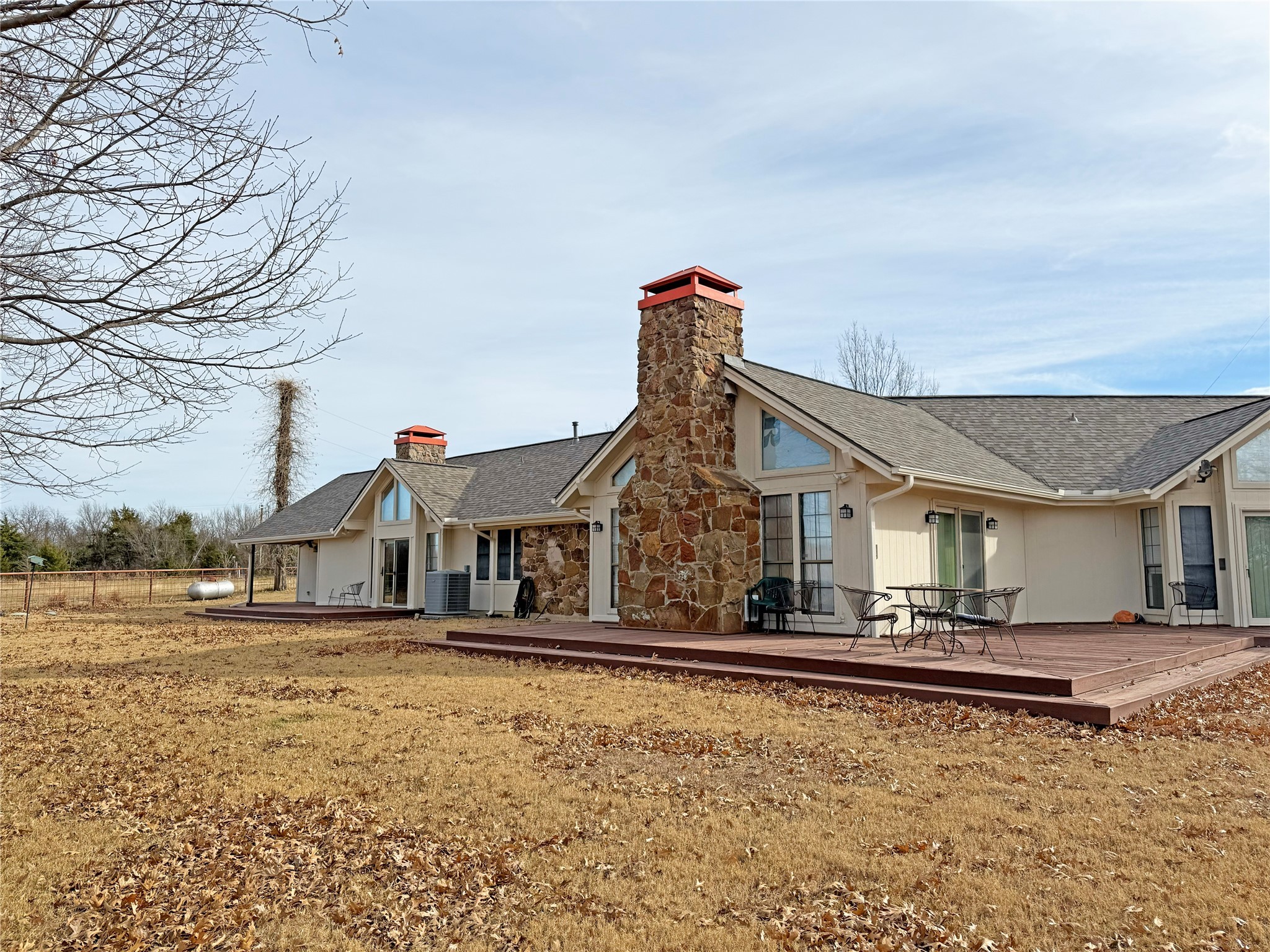 5393 State Highway 5 Van Alstyne TX 75495