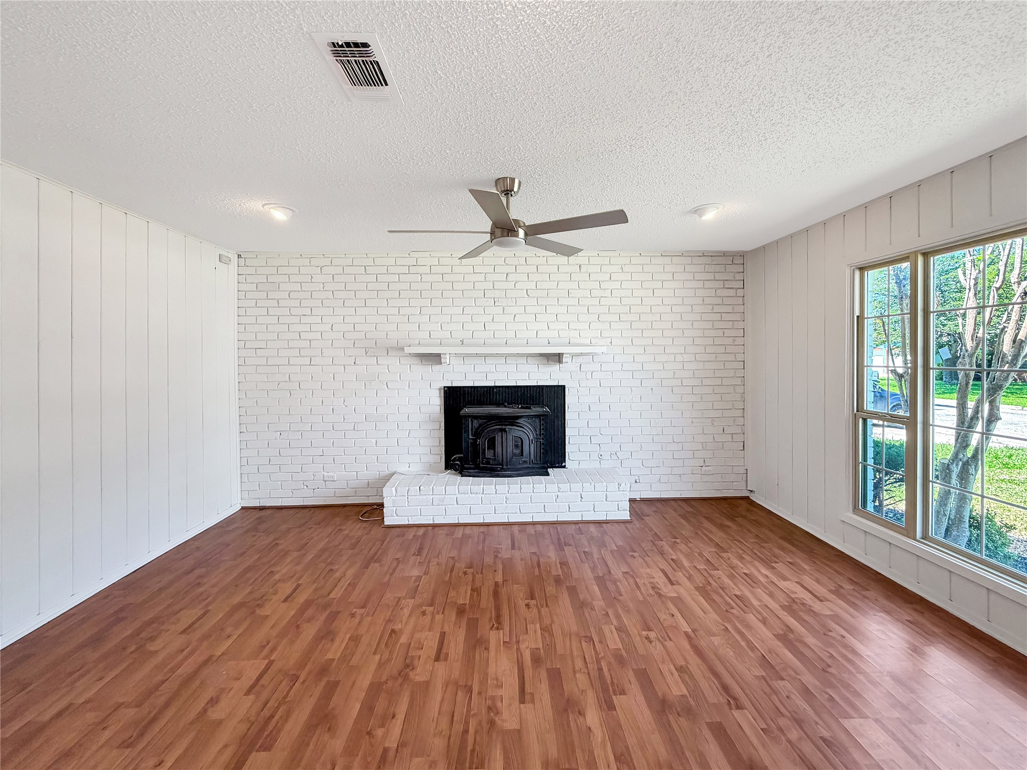 305 Deer Creek Road Fort Worth TX 76140
