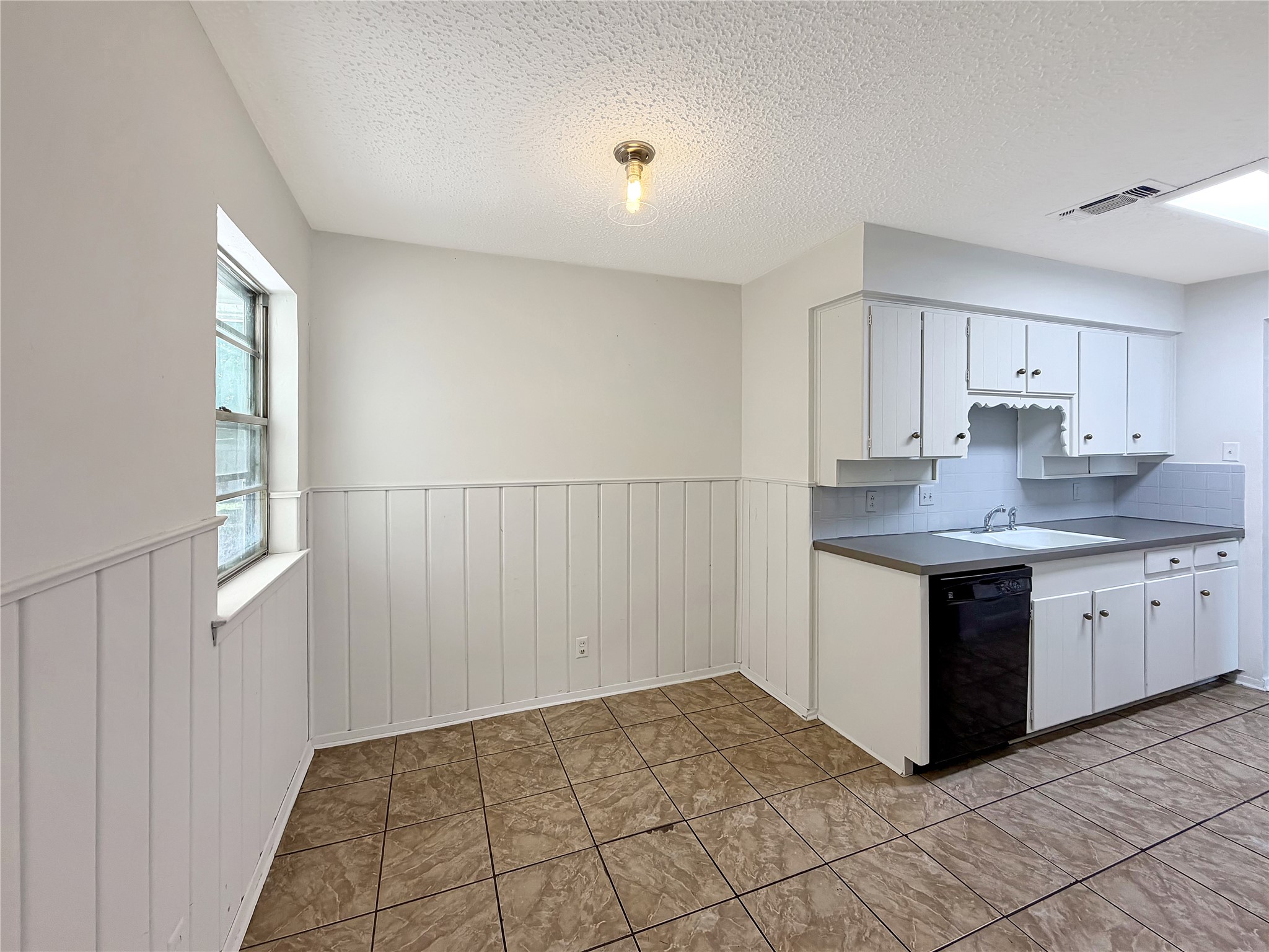 305 Deer Creek Road Fort Worth TX 76140