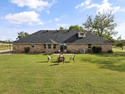 1881 SE County Road 3090 Mount Vernon TX 75457