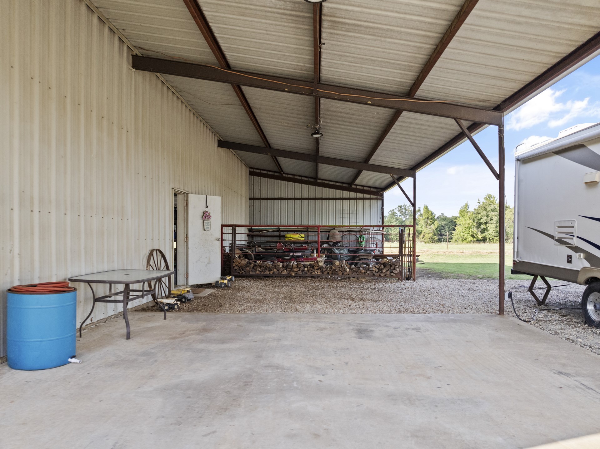 1881 SE County Road 3090 Mount Vernon TX 75457