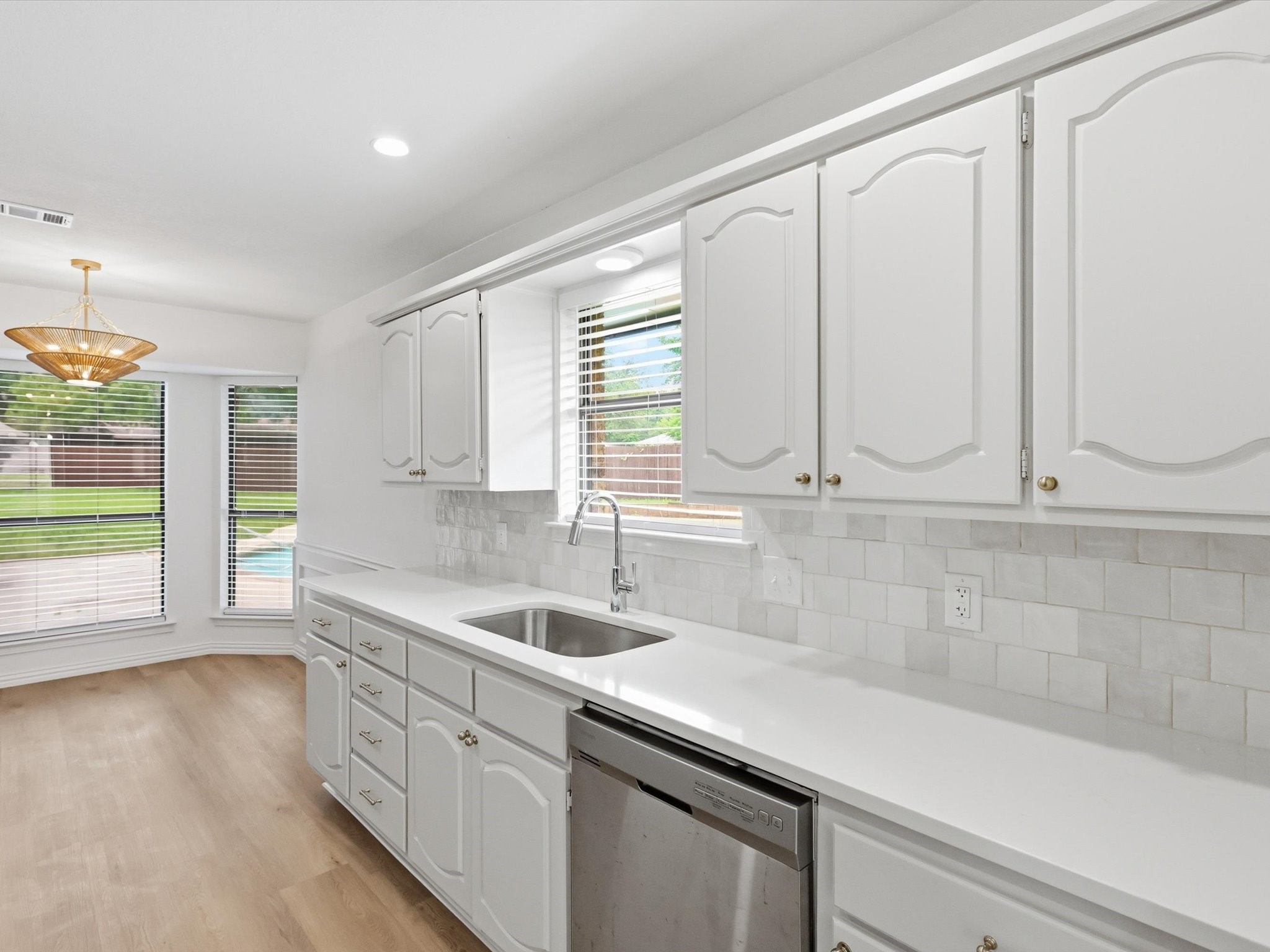 408 Christine Court Euless TX 76039
