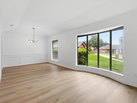 408 Christine Court Euless TX 76039