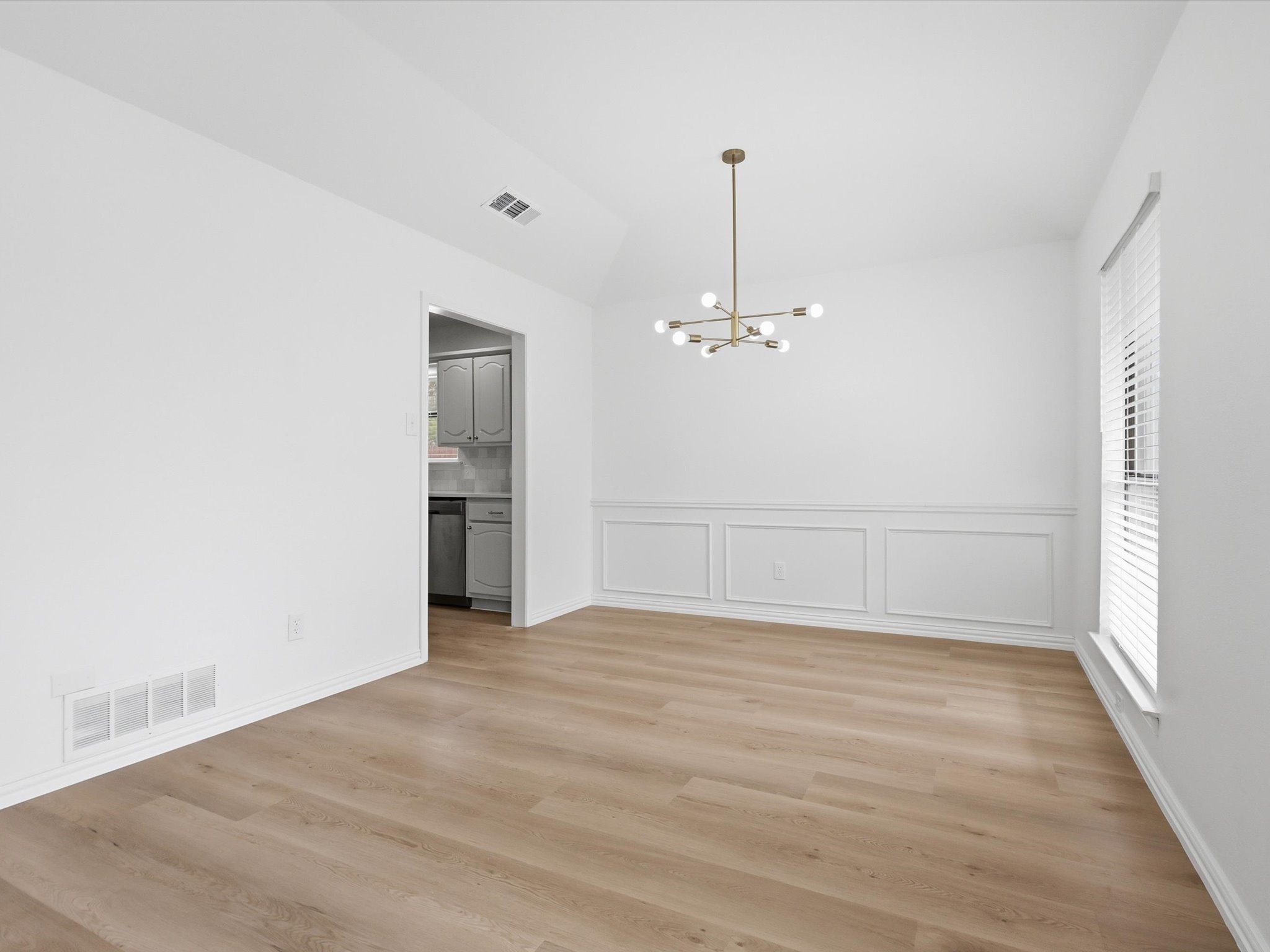 408 Christine Court Euless TX 76039
