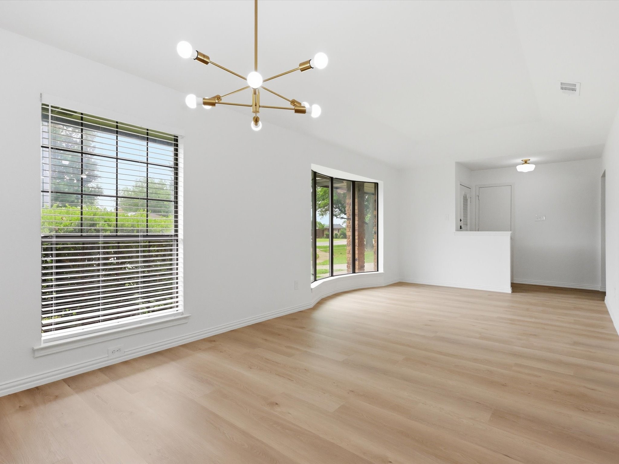 408 Christine Court Euless TX 76039