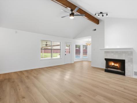 408 Christine Court Euless TX 76039