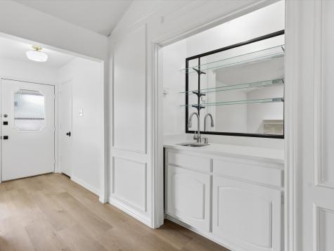 408 Christine Court Euless TX 76039