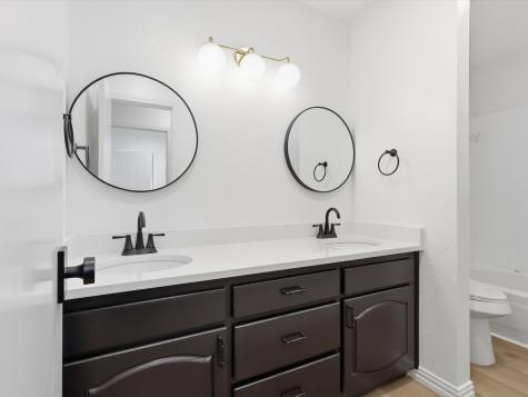 408 Christine Court Euless TX 76039