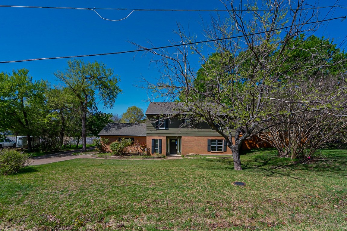 2210 Rock Creek Drive Grand Prairie TX 75050