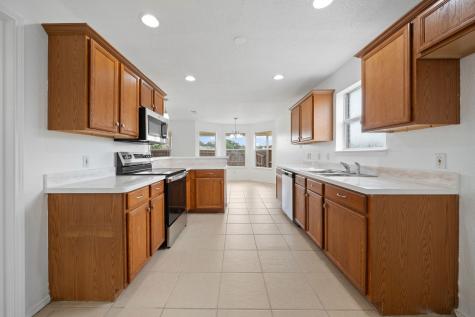 633 Madeline Court Azle TX 76020