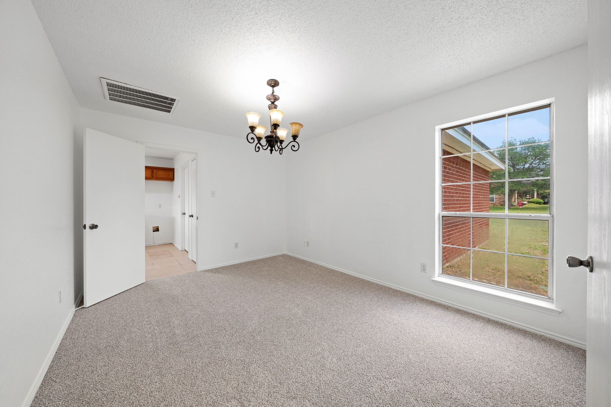 633 Madeline Court Azle TX 76020
