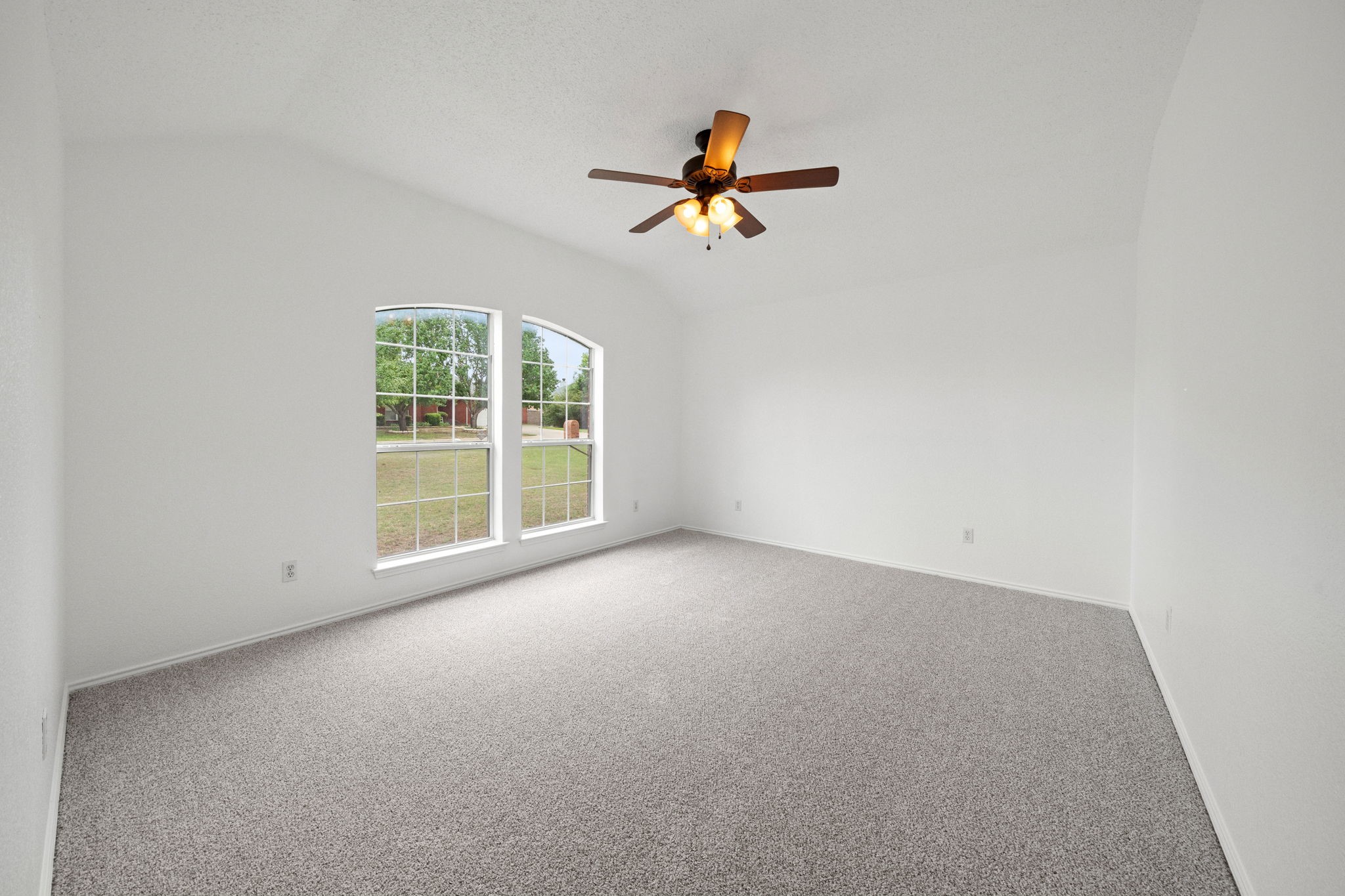 633 Madeline Court Azle TX 76020