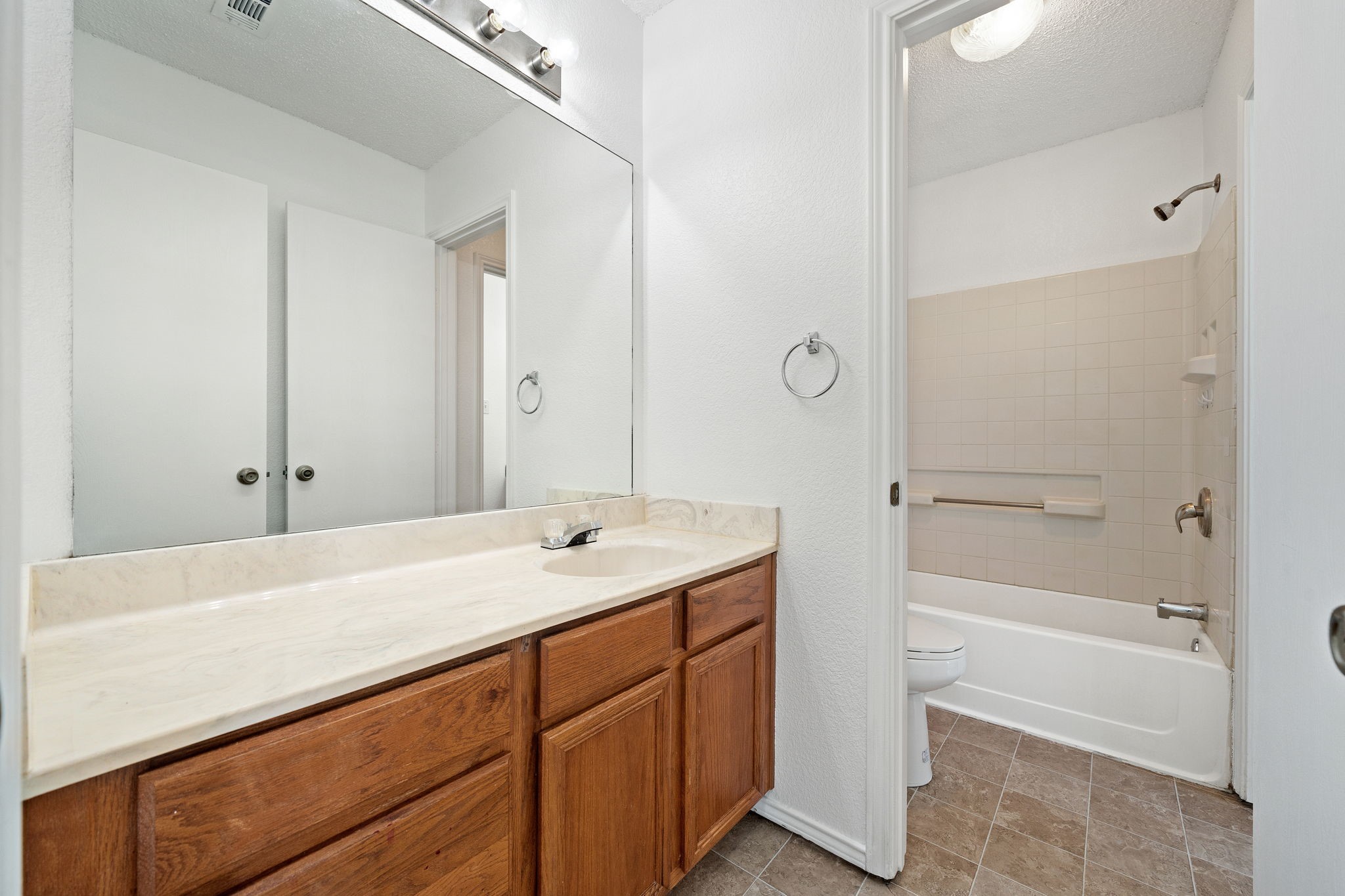 633 Madeline Court Azle TX 76020