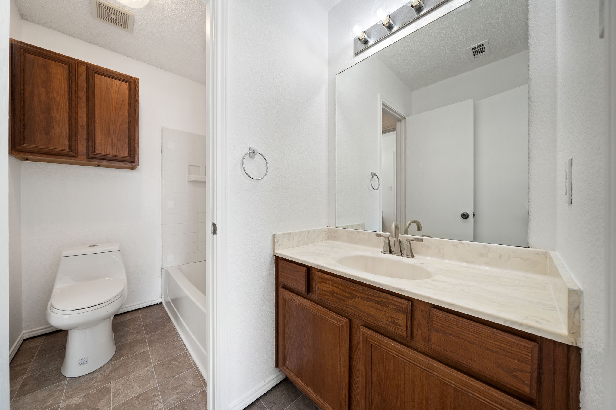 633 Madeline Court Azle TX 76020