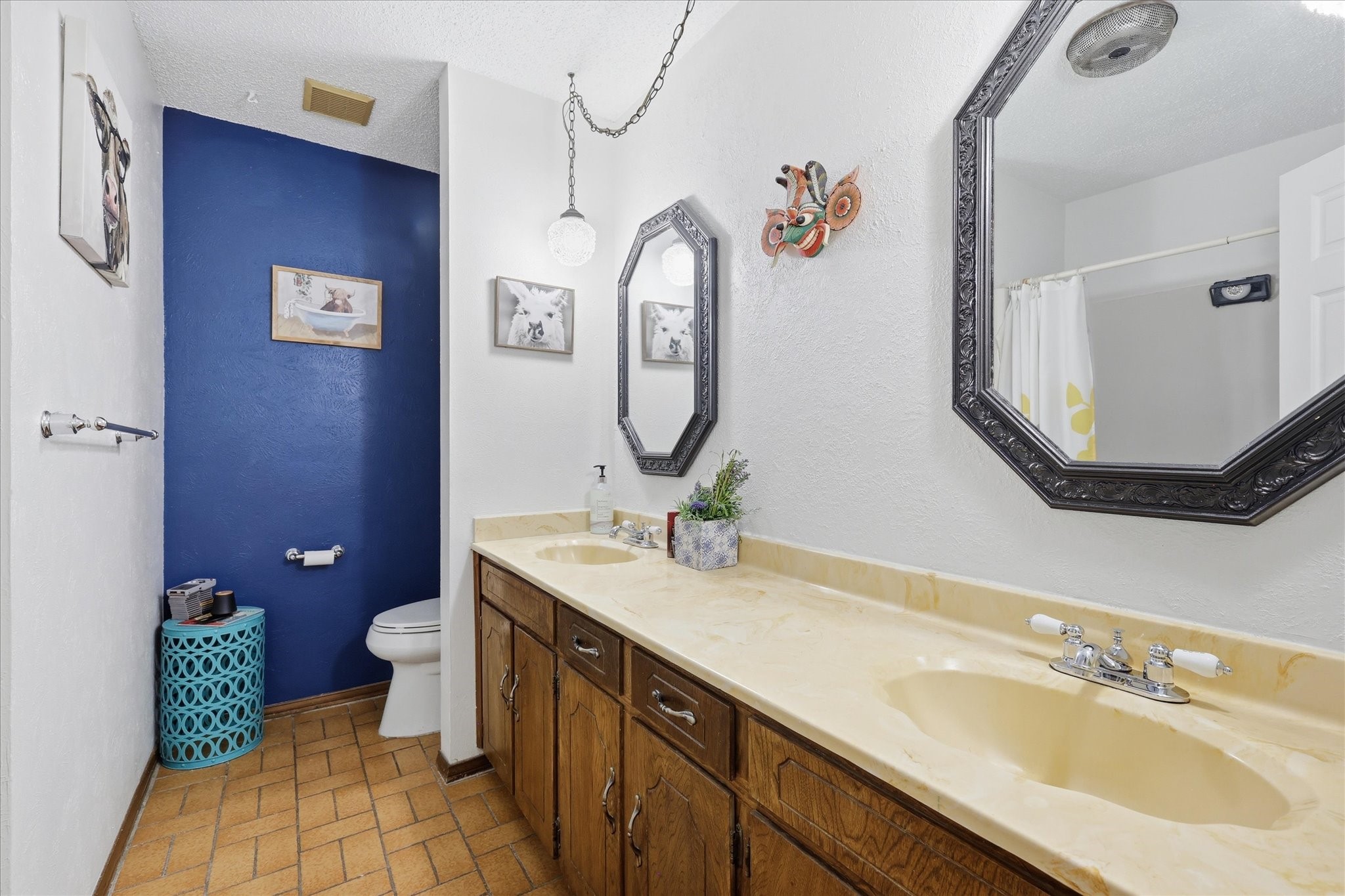 1632 Vicksburg Drive Bedford TX 76022