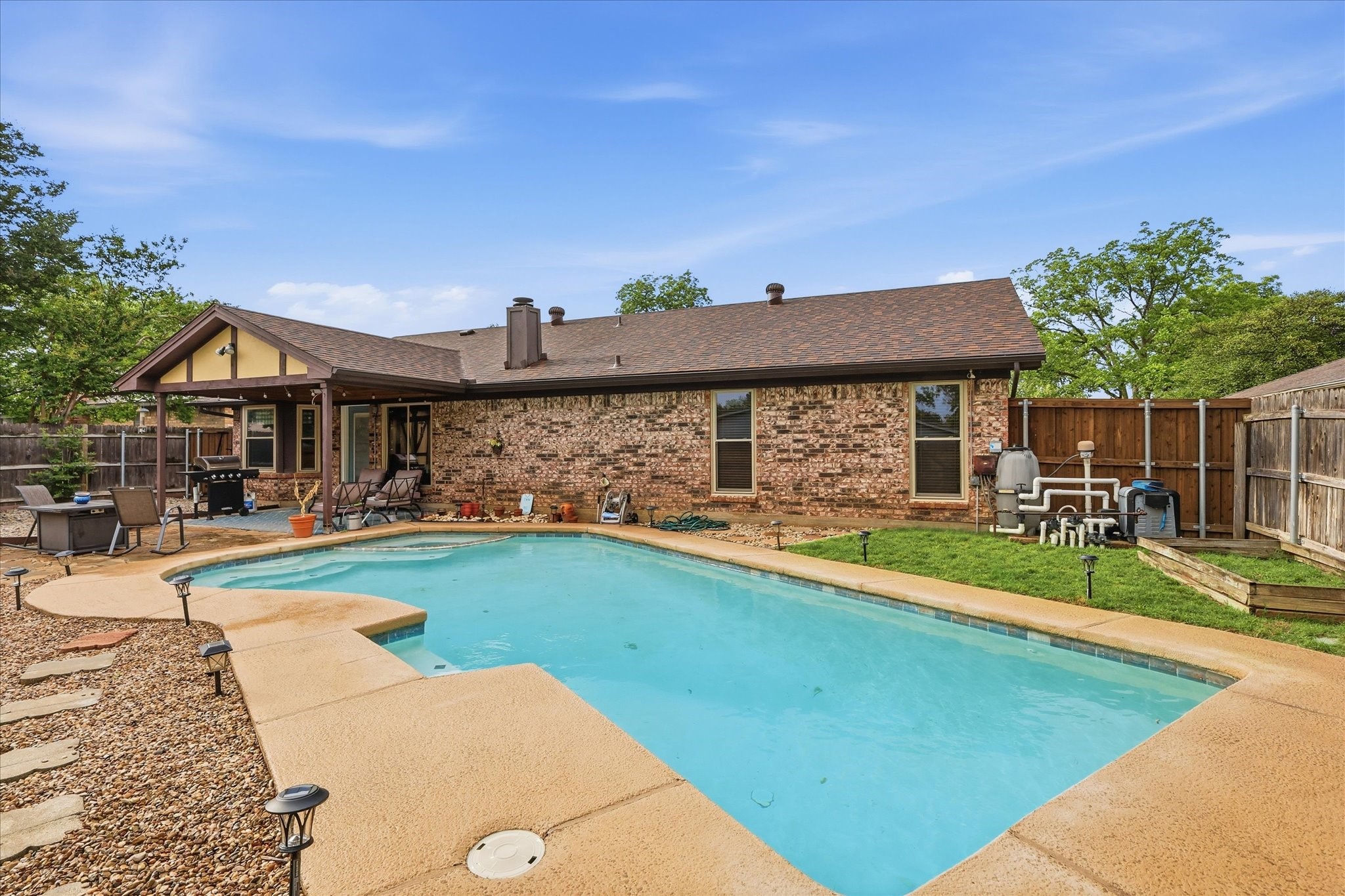 1632 Vicksburg Drive Bedford TX 76022