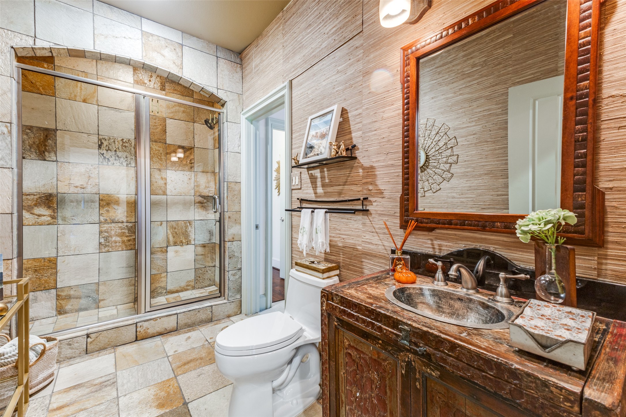 6338 Llano Avenue Dallas TX 75214