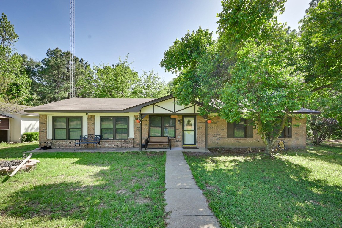 929 An County Road 2217 Tennessee Colony TX 75861