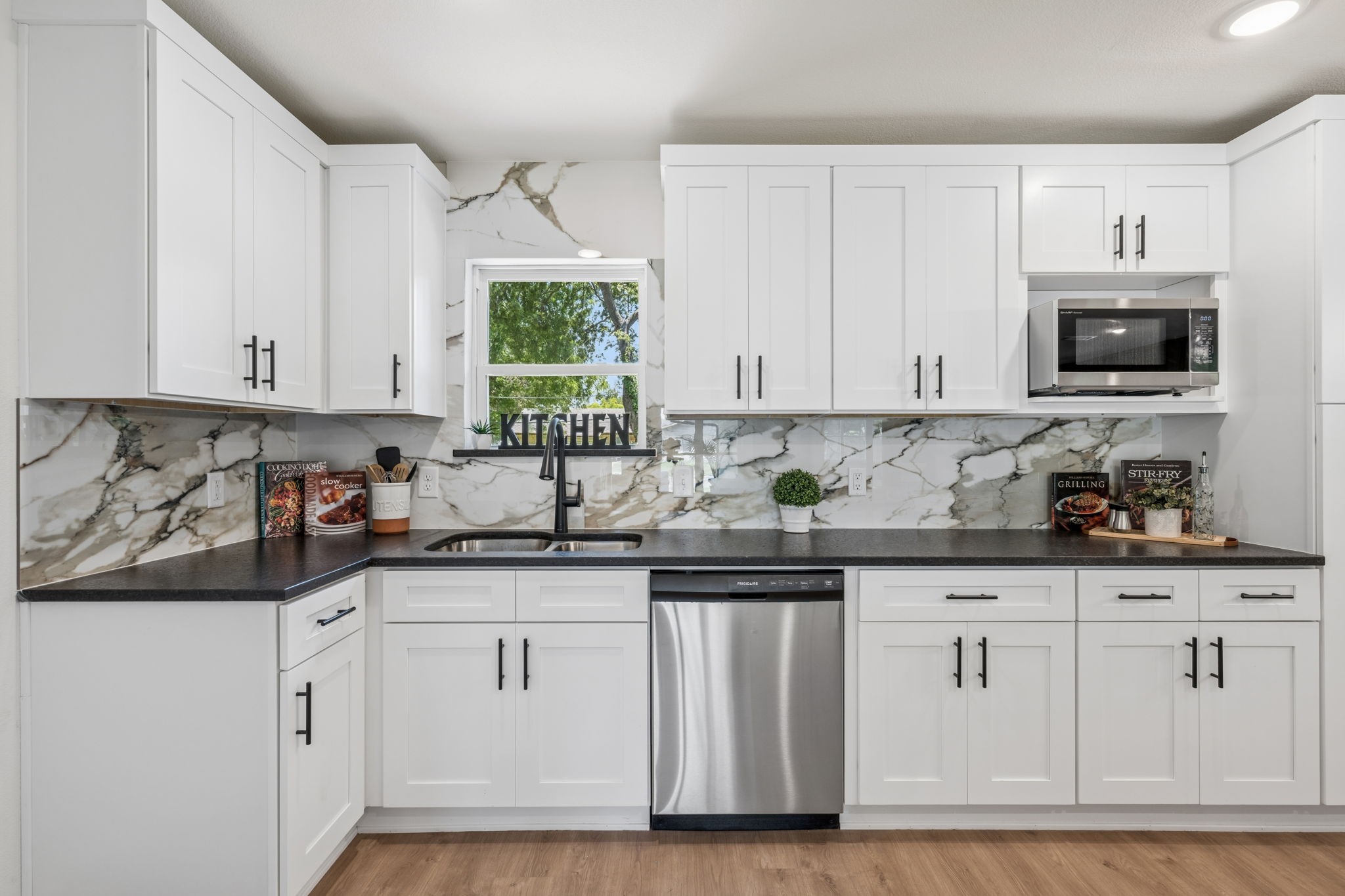 3106 March Lane Garland TX 75042