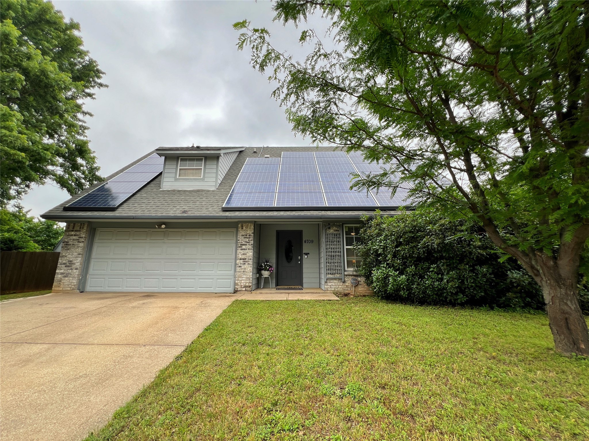 4709 Lennon Avenue Arlington TX 76016