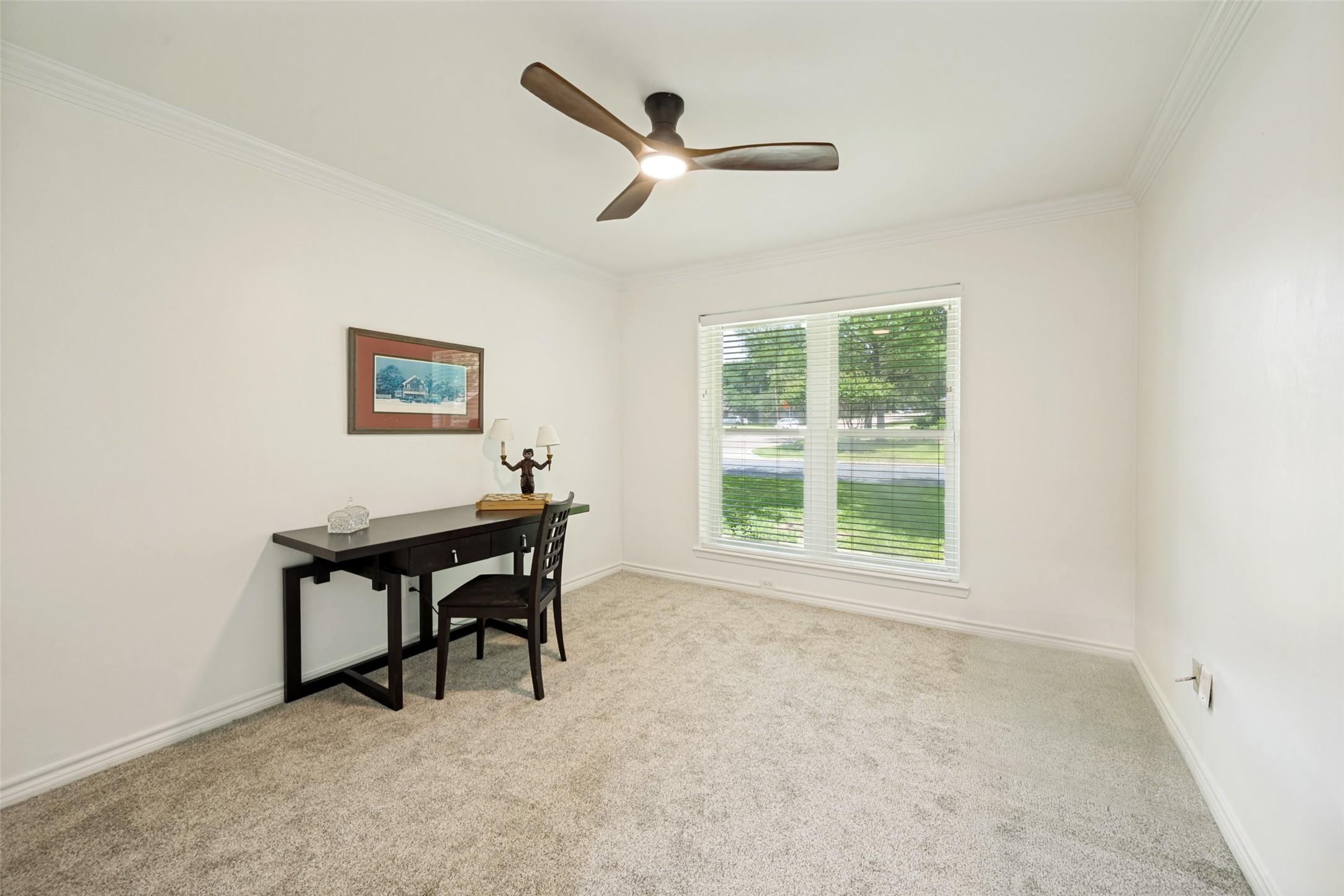 2253 Farrington Lane Hurst TX 76054