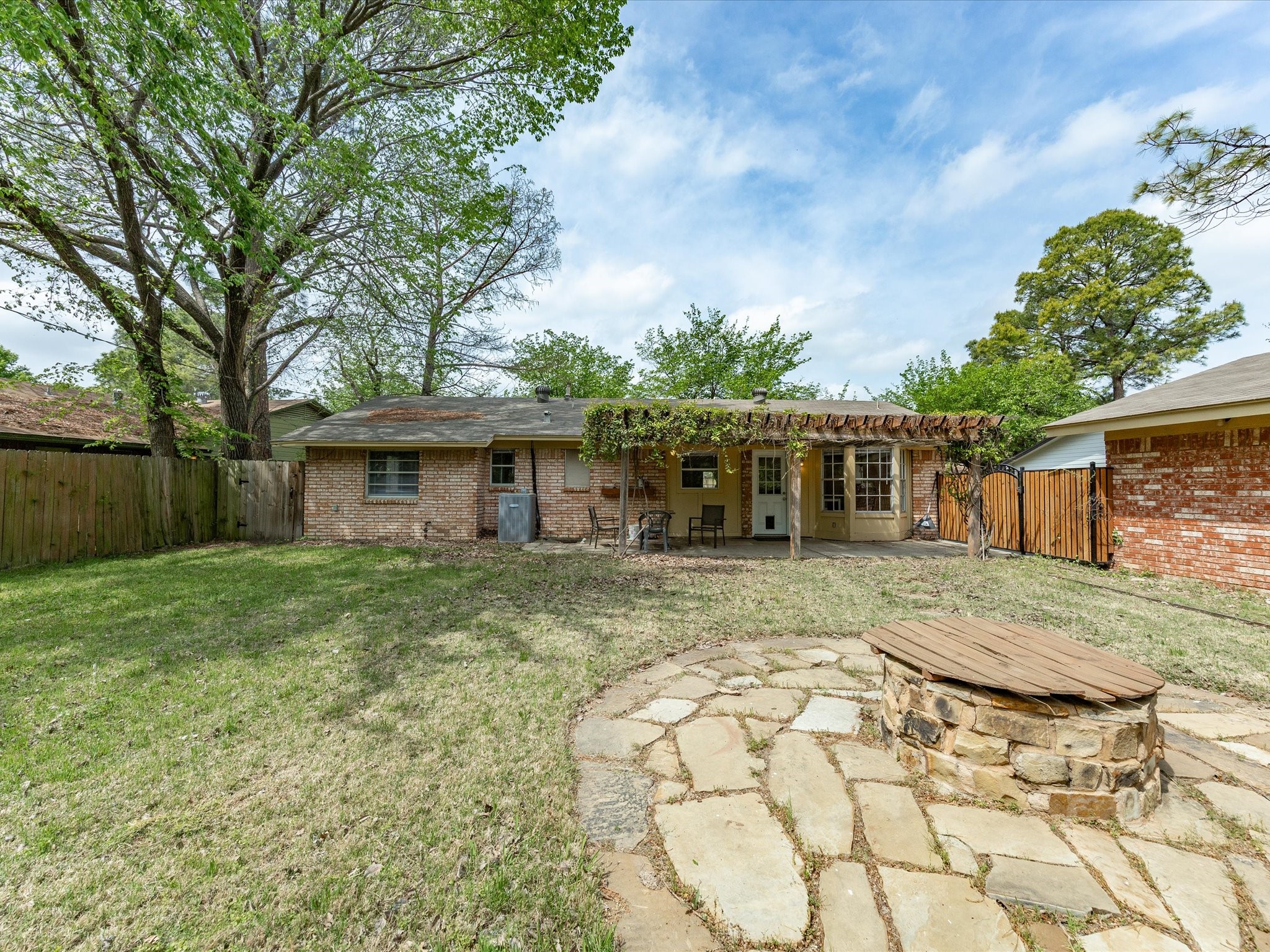 2732 Foxcroft Circle Denton TX 76209