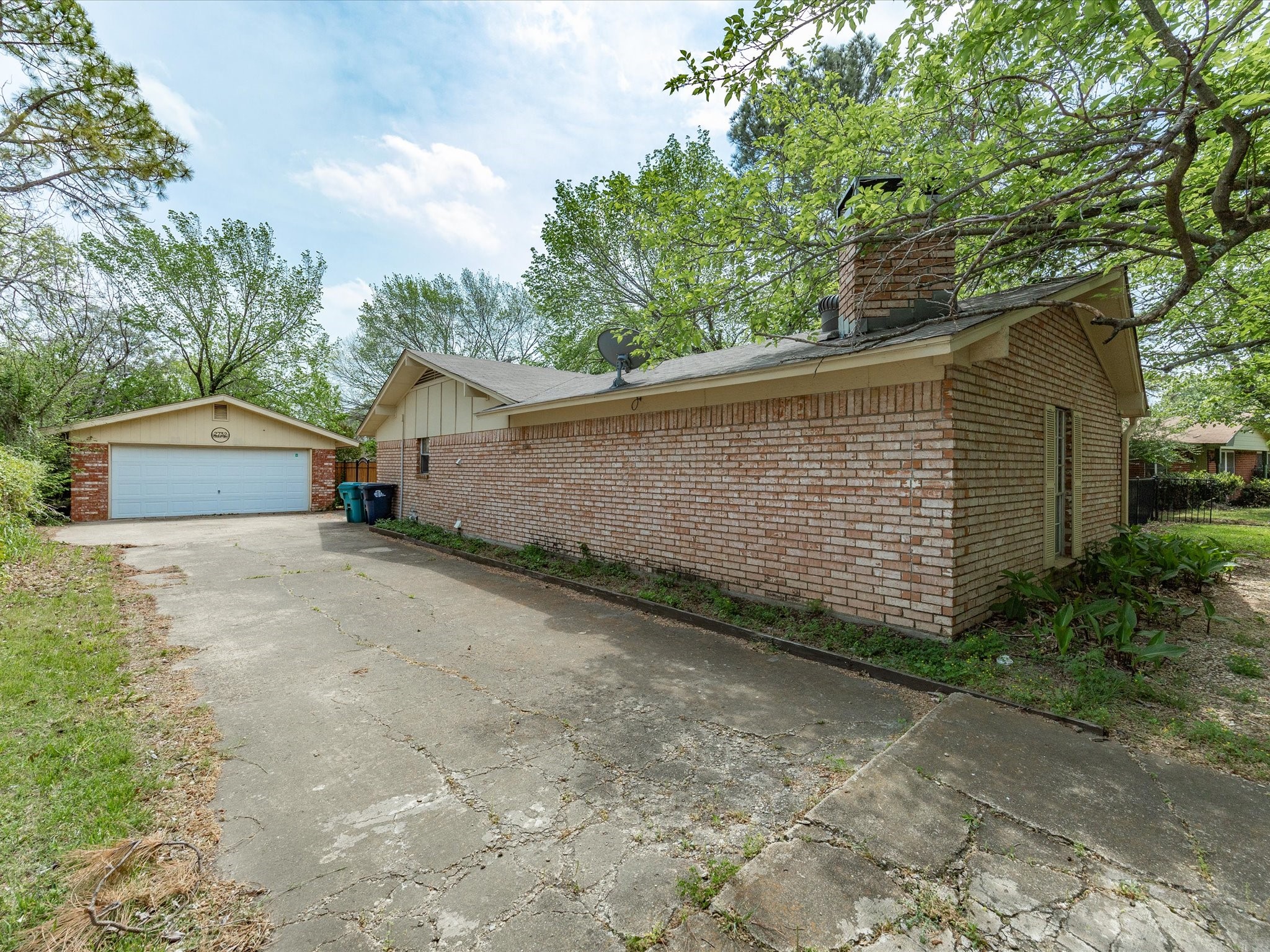 2732 Foxcroft Circle Denton TX 76209