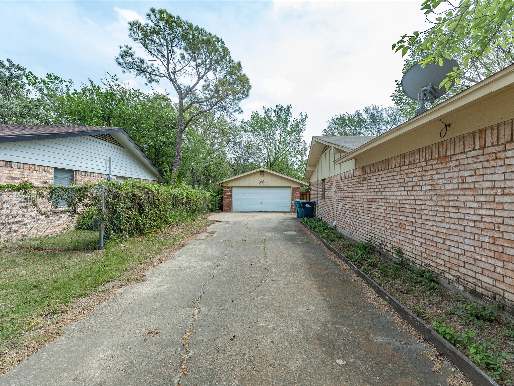 2732 Foxcroft Circle Denton TX 76209