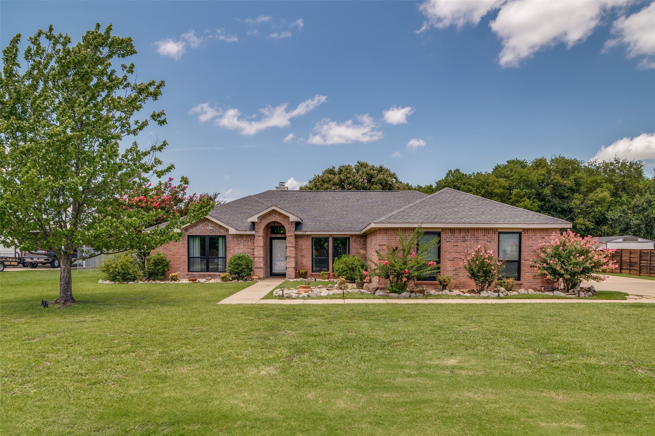 125 Jerome Pr Fate TX 75189