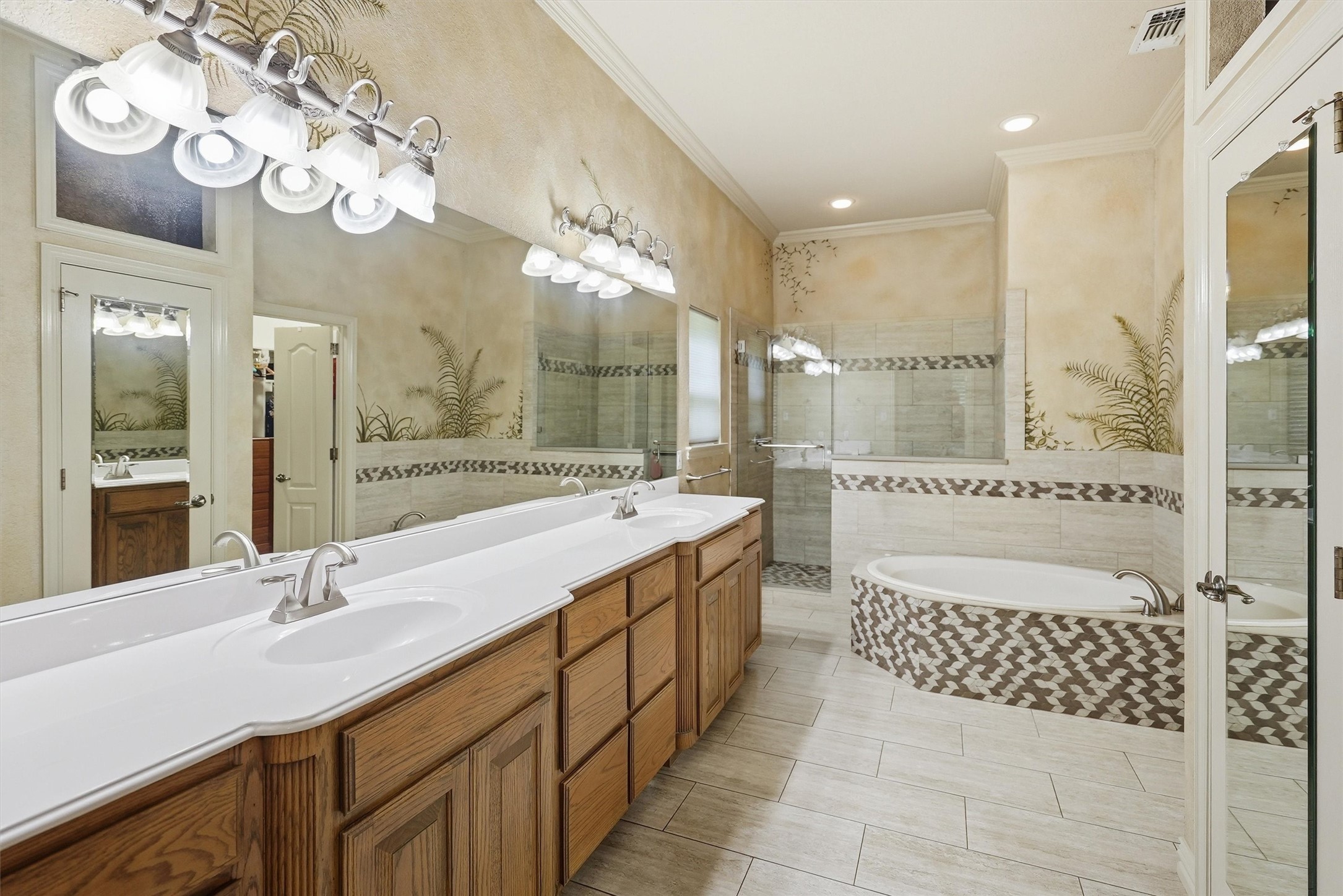 4104 Mojave Drive Granbury TX 76049