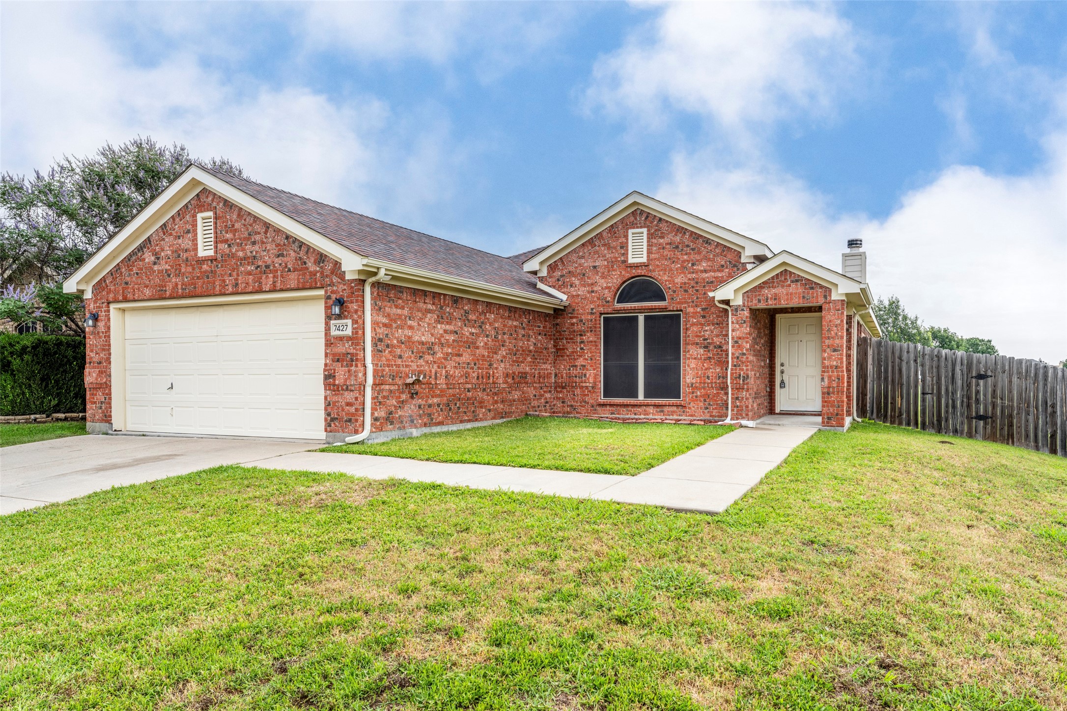 7427 Fossil Creek Drive Arlington TX 76002