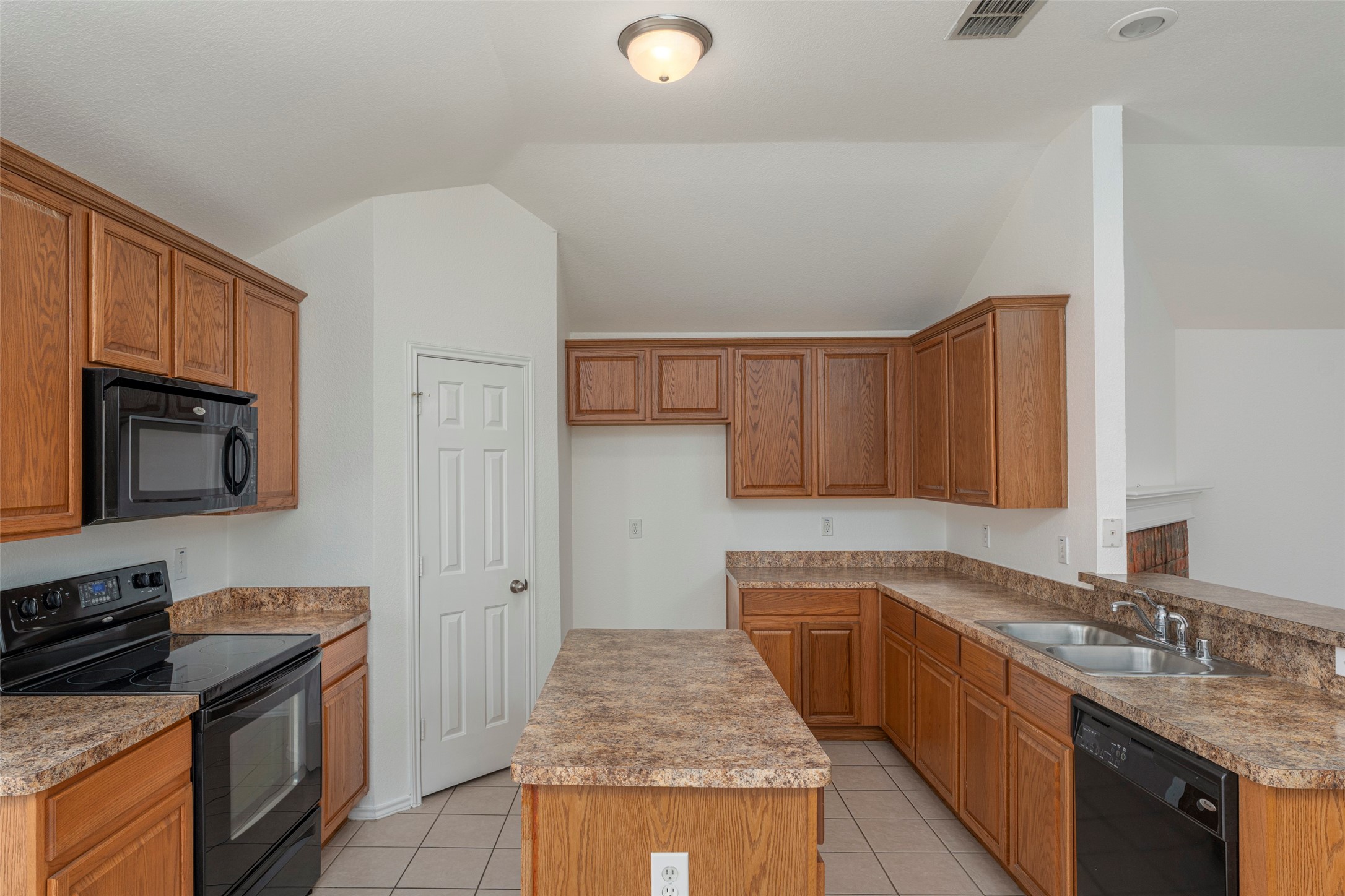 7427 Fossil Creek Drive Arlington TX 76002