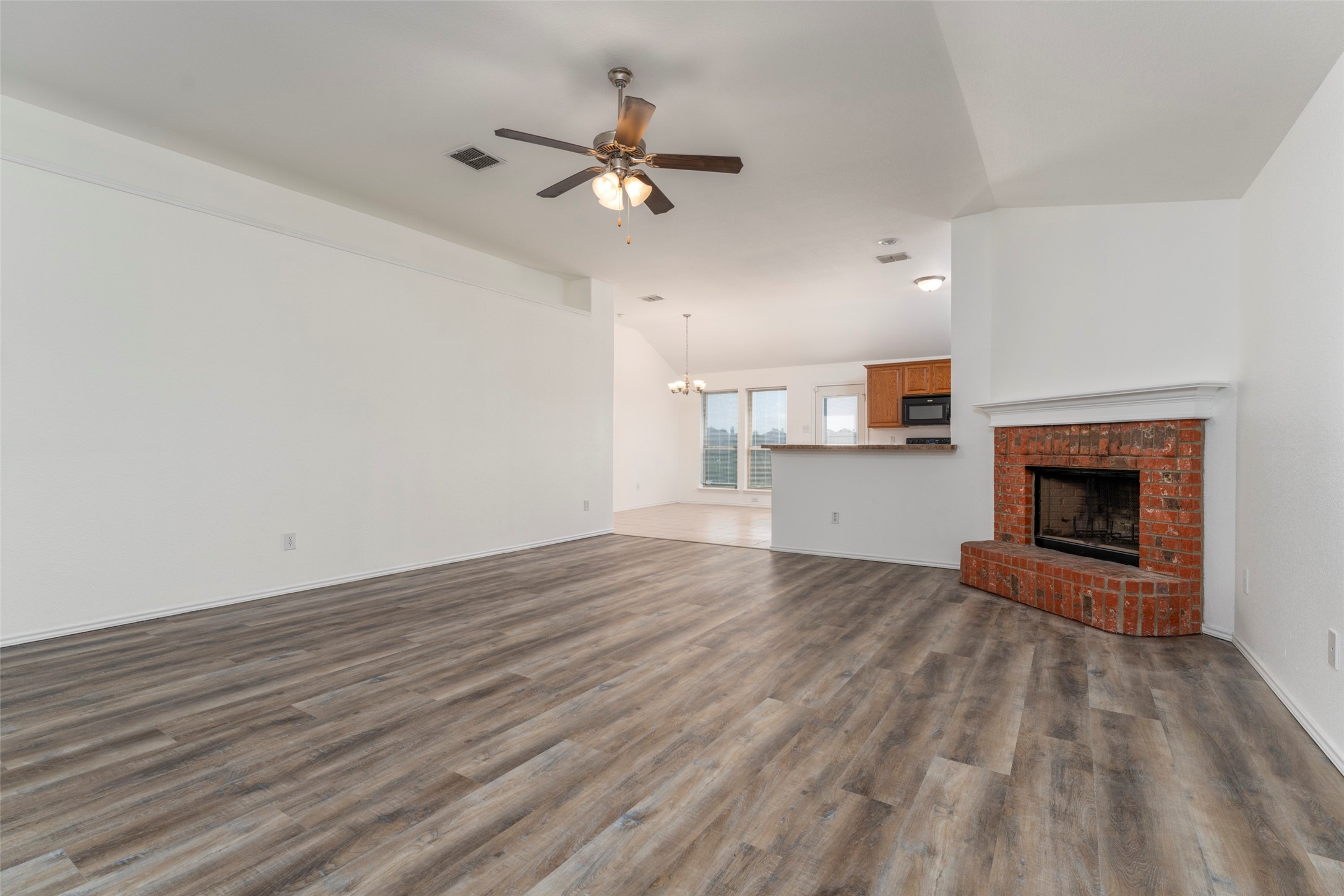 7427 Fossil Creek Drive Arlington TX 76002
