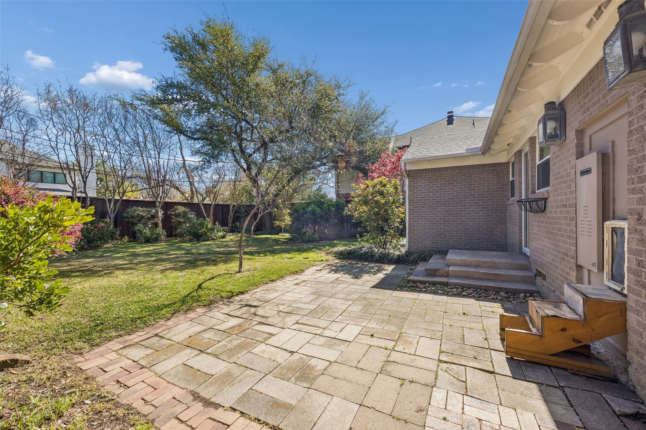 508 Hambrick Road Dallas TX 75218