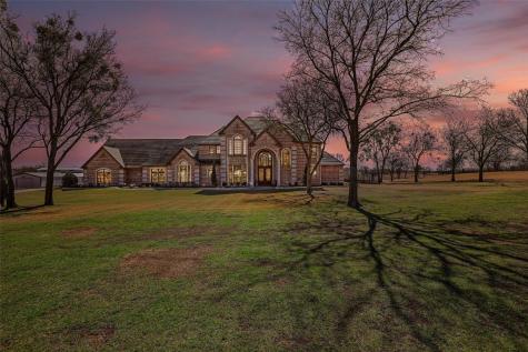 9909 Tantarra Drive Burleson TX 76028