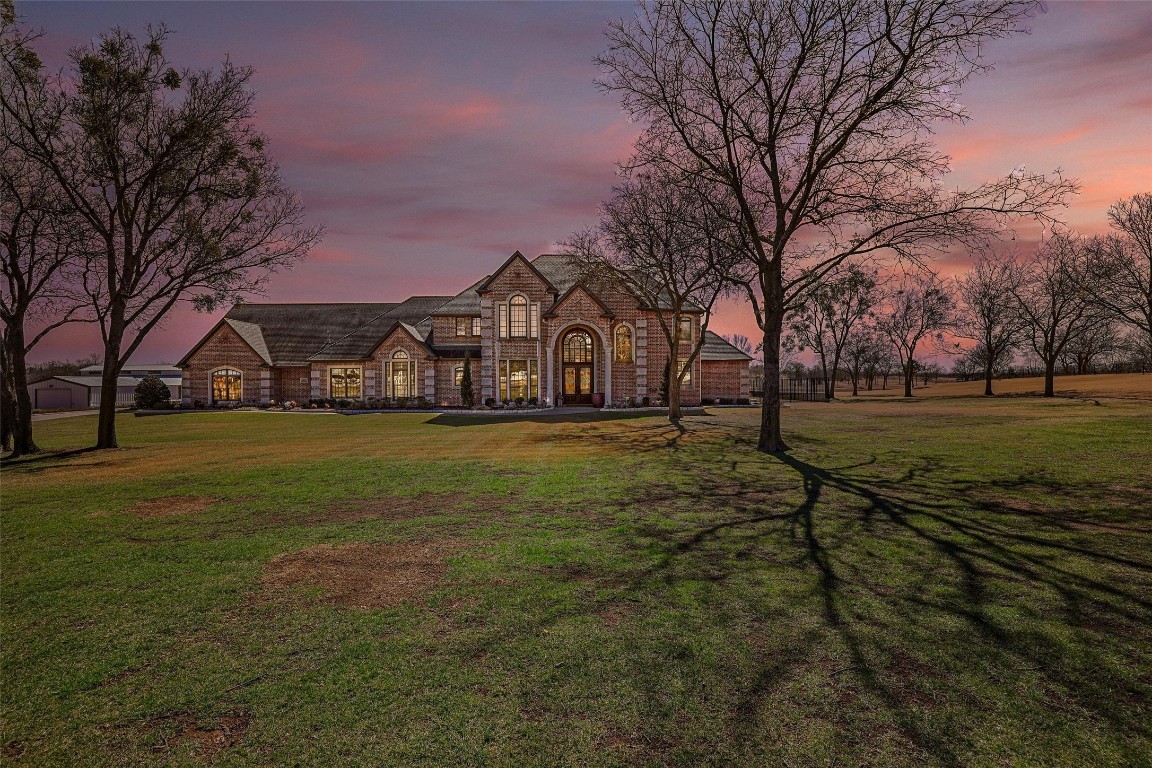 9909 Tantarra Drive Burleson TX 76028