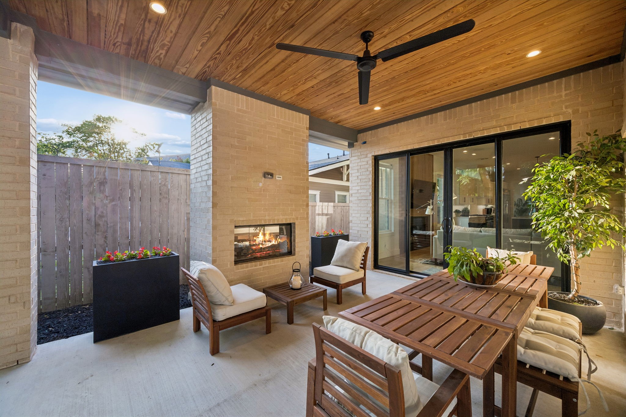 5548 Richard Avenue Dallas TX 75206
