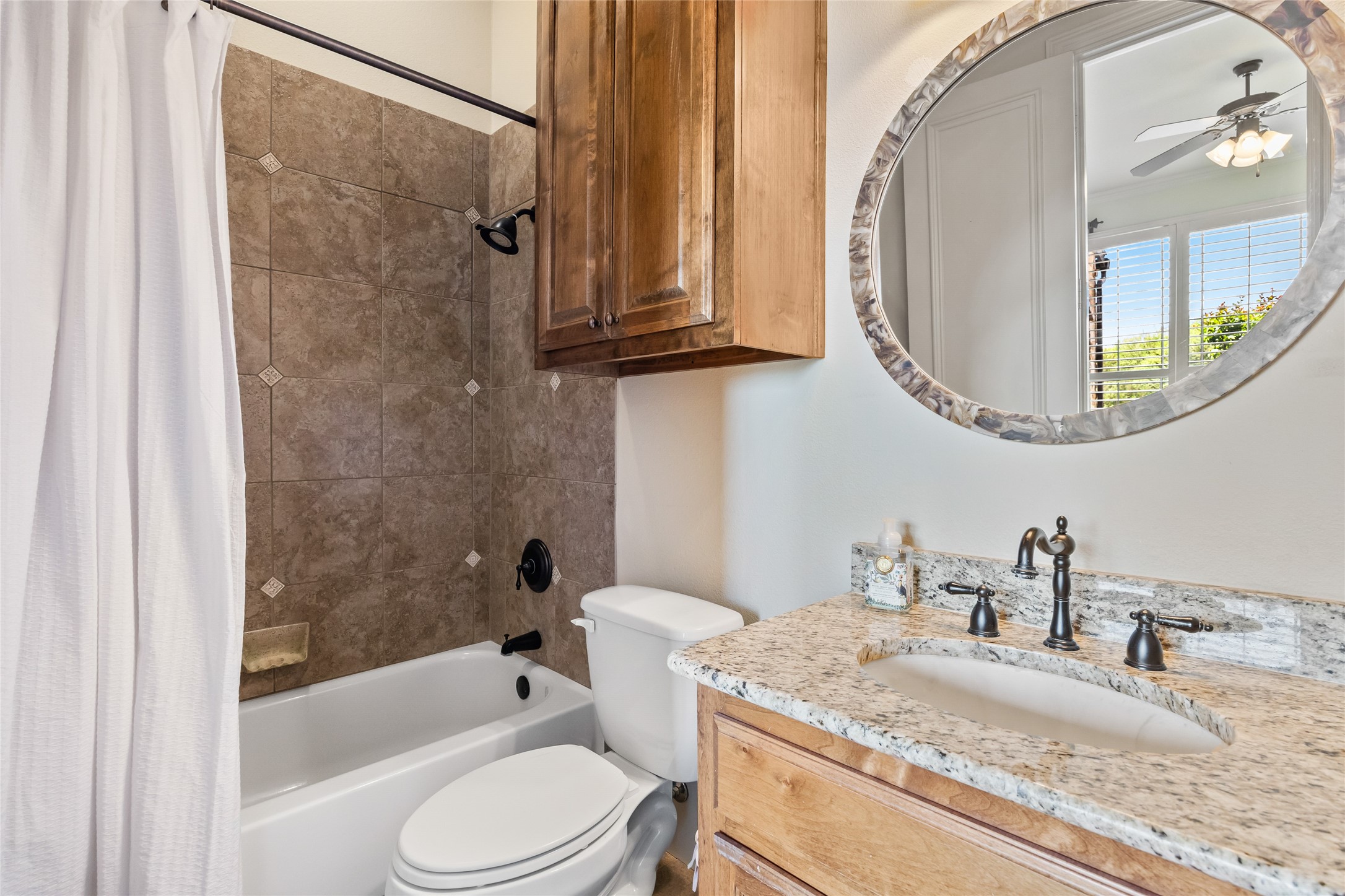 125 Manor Drive Heath TX 75032