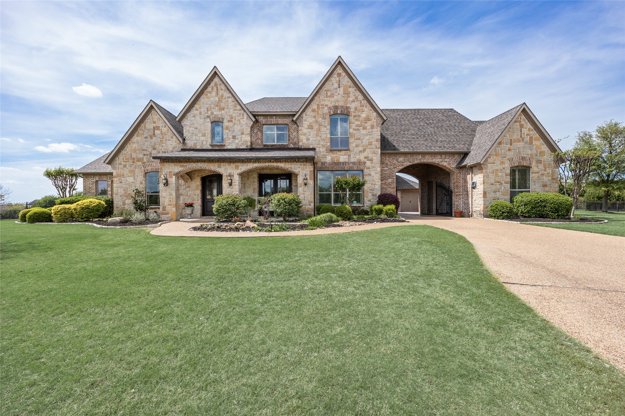125 Manor Drive Heath TX 75032