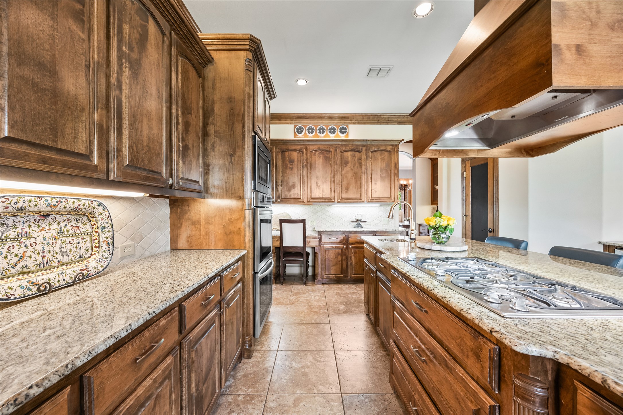 125 Manor Drive Heath TX 75032