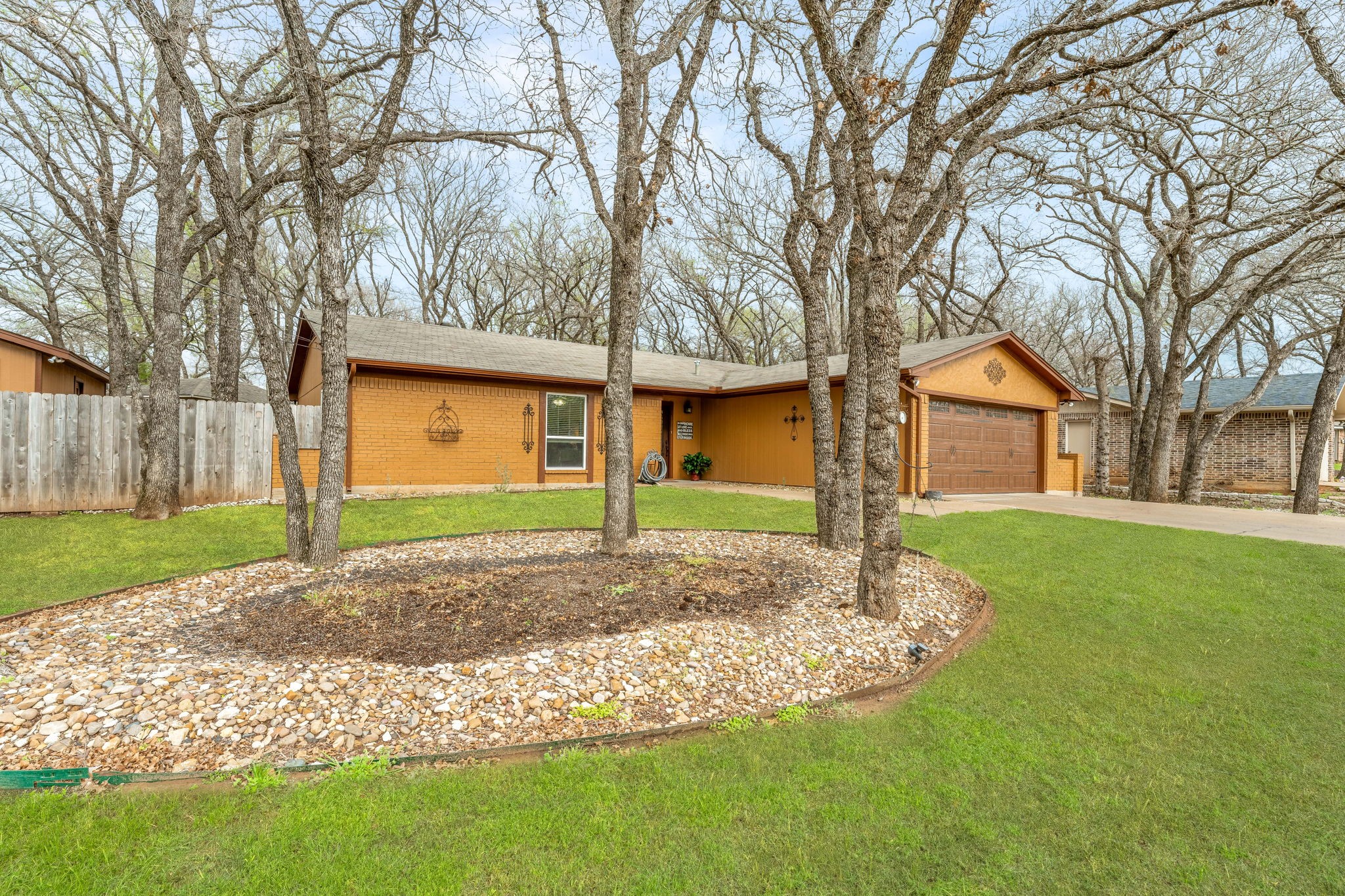 3920 Cimmaron Trail Granbury TX 76049